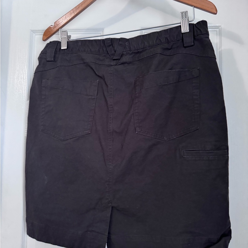 Duluth Trading Company gray skort - Picture 2 of 6